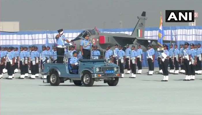 বায়ুসেনার ৮৭তম জন্মদিনে পুলওয়ামায় শহীদ সেনাদের স্মরণ করলেন চিফ মার্শাল, মিগ-২১ বাইসনের প্রদর্শনী চলল অভিনন্দনের নেতৃত্বে