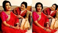 অভিনেত্রী তুলিকা বসুর সঙ্গে মিলে 'পুরানো সেই দিনের কথা' গাইলেন সুমনা