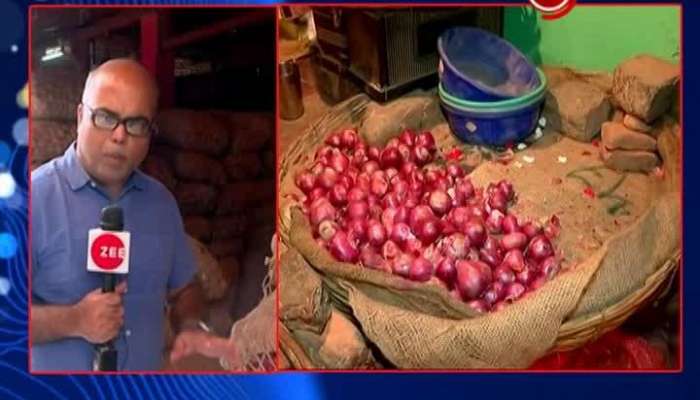 Onion prices cross 140 in Kolkata