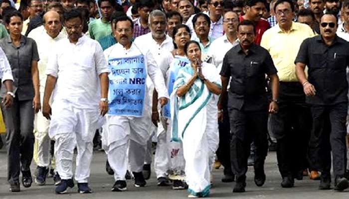 মমতার পদযাত্রা-সহ শহরে আজ ৩ কর্মসূচি, প্রবল যানজটের আশঙ্কায় মহানগর