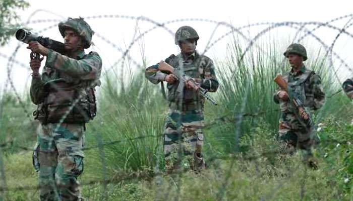 কাশ্মীরের গুরেজ সেক্টরে বেপরোয়া গোলাগুলি পাক সেনার, শহিদ ১ জওয়ান