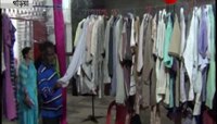 দুস্থদের জন্য পোষাক বাজার, বিনা পয়সার শপিং মল থেকে থাকছে পছন্দের পোষাক বেছে নেওয়ার সুযোগ