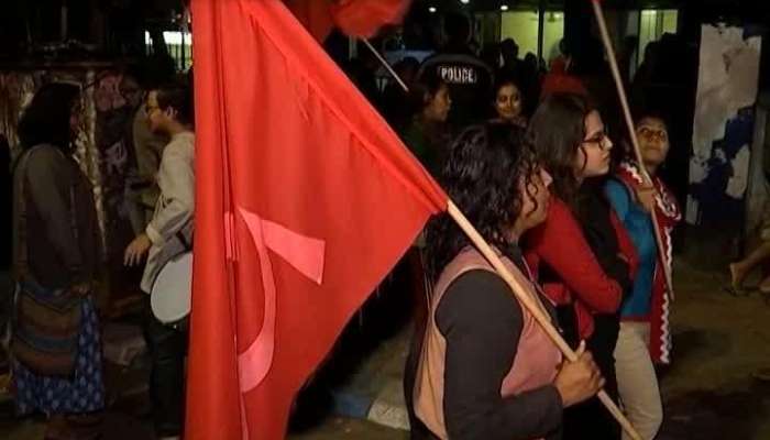 Jadavpur students protest against BJP workers who allegedly 'harassed' a teacher