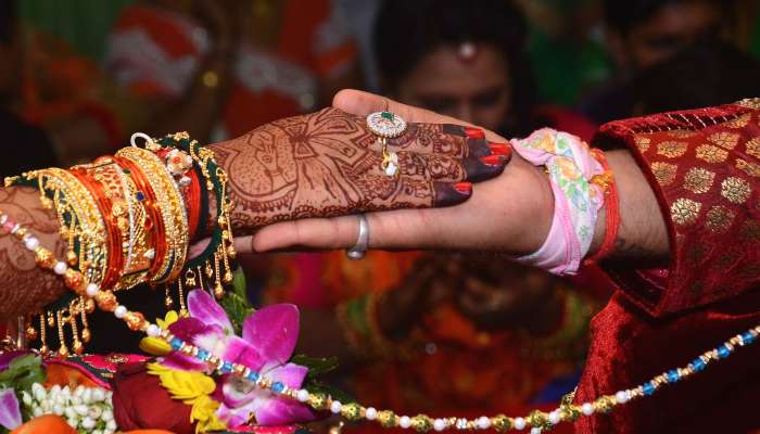প্রেম করে নাকি দেখে শুনে, কী ভাবে হবে আপনার বিয়ে? জেনে নিন