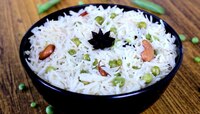 সময় বাচাঁতে রাইস কুকারেই ঝটপট বানিয়ে নিন মটরশুটির পোলাও