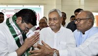 কুর্সি ধরে রাখার জন্য আপনাকে ধন্যবাদ,‘মুক্ত’ হয়েই নীতীশকে একহাত পিকে-র