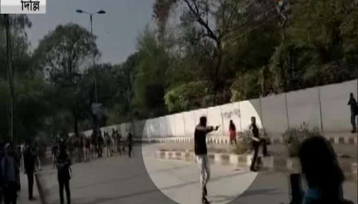 shoot out near jamia university 