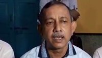 দলের অসুস্থ পুরপ্রধানকে রবীন্দ্রসংগীত শোনার পরামর্শ পর্যটনমন্ত্রী গৌতম দেবের   