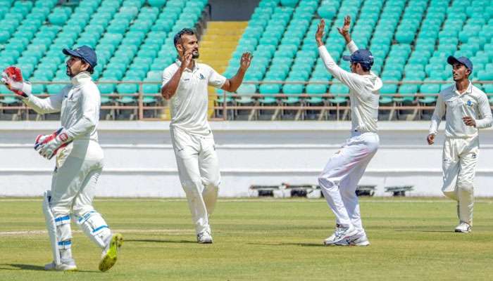  Ranji Trophy final: ৪২৫ রানে থামল সৌরাষ্ট্র, রনজি ফাইনালে ধৈর্যের পরীক্ষা এবার বাংলার
