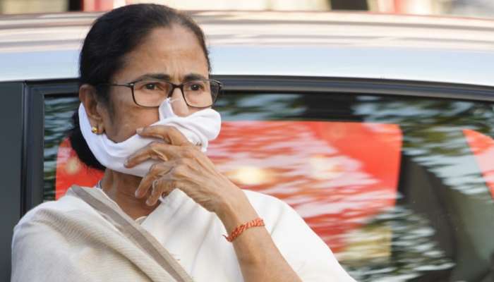 সব জেলায় একটি করে 'করোনা হাসপাতাল', নজিরবিহীন সিদ্ধান্ত রাজ্যসরকারের সব জেলায় একটি করে 'করোনা হাসপাতাল', নজিরবিহীন সিদ্ধান্ত রাজ্যসরকারের