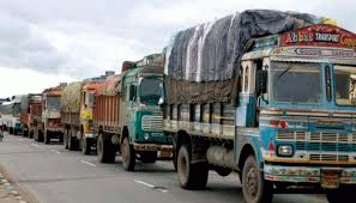 লকডাউনে পণ্য চলাচলে বাধার সৃষ্টি হচ্ছে, রাজ্যগুলিকে বিশেষ নির্দেশিকা স্বরাষ্ট্র মন্ত্রকের