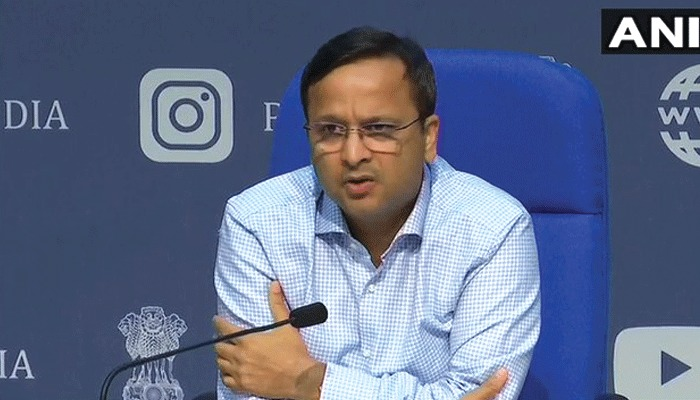 গত ২৪ ঘণ্টায় দেশে করোনা আক্রান্ত ১,২১১; মৃত ৩১, সুস্থ হয়েছেন ১৭৯ জন: স্বাস্থ্য মন্ত্রক