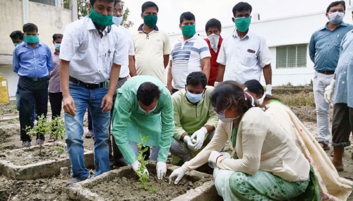 &#039;করোনা প্রতিষেধক তুলসি&#039;, মন্ত্রী স্বপন দেবনাথের বক্তব্যে বিতর্ক