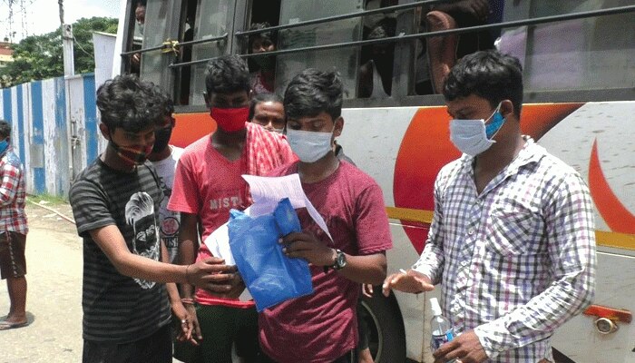 বাসভাড়া ২ লাখ, একাধিক রাজ্য পেরিয়ে শেষপর্যন্ত বাগুইআটিতে আটকে গোয়া ফেরত রাজ্যের ২৯ পরিযায়ী শ্রমিক