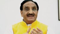'অ্যাডমিট কার্ড নিয়েছেন অধিকাংশ পরীক্ষার্থী, অভিভাবকরা চাইছিলেন JEE-NEET হোক'
