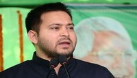 ক্ষমতায় এলেই চাকরি! তেজস্বীর ওয়েবসাইটে নাম লেখানোর হিড়িক বেকারদের