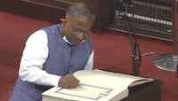 রাজ্যসভার ডেপুটি চেয়ারম্যান পদে নির্বাচিত হলেন হরিবংশ নারায়ণ সিং