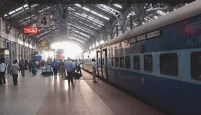 মোদী সরকারের এই সিদ্ধান্তে বাড়াতে পারে রেলের ভাড়া, জেনে নিন