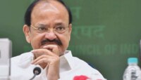করোনা পজিটিভ উপরাষ্ট্রপতি, হোম কোয়ারেন্টিনেই বেঙ্কাইয়া নাইডু