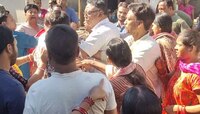 এ কেমন শাস্তি! ছাত্রের যৌনাঙ্গ টেনে রক্ত বের করে দিলেন শিক্ষিকা
