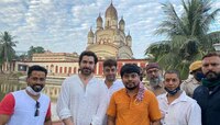 'সুইজারল্যান্ড' মুক্তির দিন দক্ষিণেশ্বরের মন্দিরে পুজো দিতে হাজির জিৎ