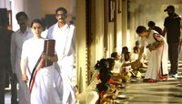 স্মরণে 'জয়া আম্মা', জয়ললিতার মৃত্যুবার্ষিকীতে 'থালাইভি'র ছবি পোস্ট করলেন কঙ্গনা