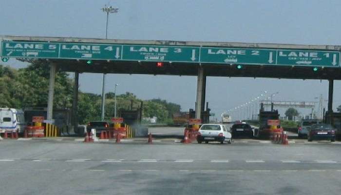 বছর দুয়েকের মধ্যে সারা দেশে বন্ধ হয়ে যাবে সব Toll Plaza, দাবি নীতিন গড়কড়ির