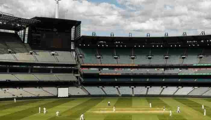 India vs Australia: করোনার কামড়, সিডনি নয় মেলবোর্নেই হতে পারে তৃতীয় টেস্ট