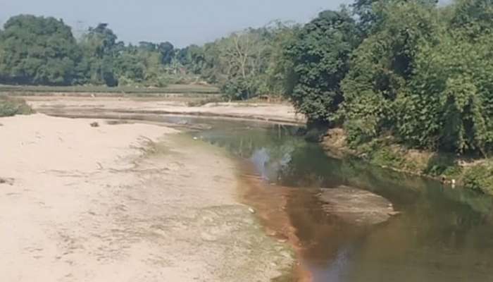 জেলাশাসক ও পুলিশ সুপারই তাঁকে অবৈধ বালি খাদানের ব্যবসা করার কথা বলেন, বিস্ফোরক দাবি তরুণ থাপার 