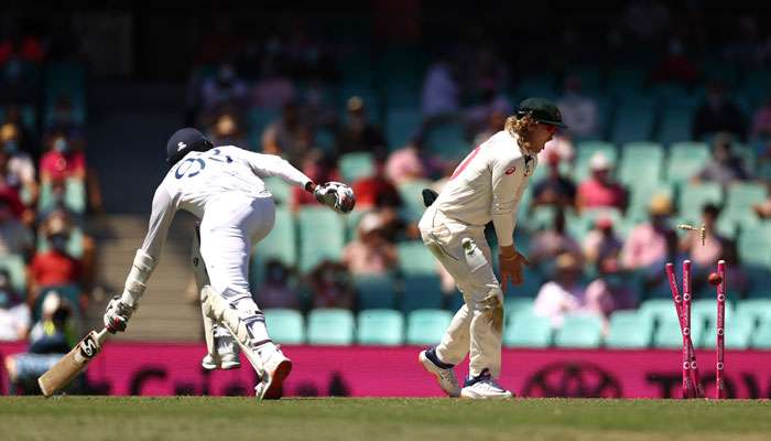 Ind vs Aus: সিডনিতে ব্যাটিং বিপর্যয়, ২৪৪ রানে শেষ ভারতের প্রথম ইনিংস 