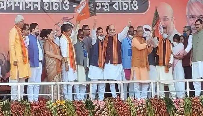 দলে অন্তর্ভুক্তিতে রাশ টানল বিজেপি, ভাবমূর্তি স্বচ্ছ রাখার নির্দেশ দলে অন্তর্ভুক্তিতে রাশ টানল বিজেপি, ভাবমূর্তি স্বচ্ছ রাখার নির্দেশ