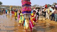 জঙ্গলমহলে ঢোল-ধামসার ছন্দে বর্ণময় টুসু