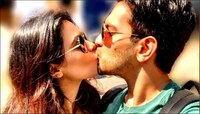Kiss Day: Shweta-কে প্রকাশ্যেই চুম্বন উদিত নায়ারণ পুত্র Aditya-র