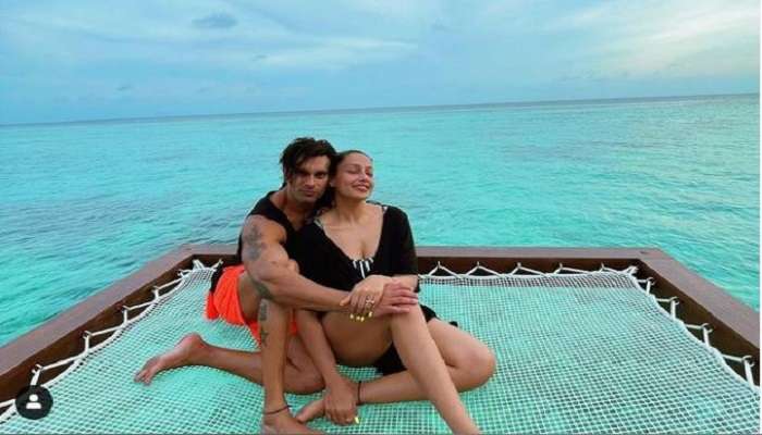 Maldives-এ গিয়ে জলে ভাসছেন Bipasha, ভাইরাল ভিডিয়ো 