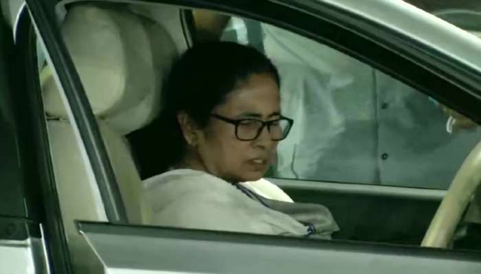 Mamata Banerjee Health Update: Mamata-র অনুরোধ রাখল SSKM, বাড়ি ফিরলেন মুখ্যমন্ত্রী