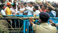 বাঁকড়ায় মিছিলের অনুমতি মেলেনি; কোনা এক্সপ্রেসওয়ে অবরোধ Rajib-এর, নামল RAF