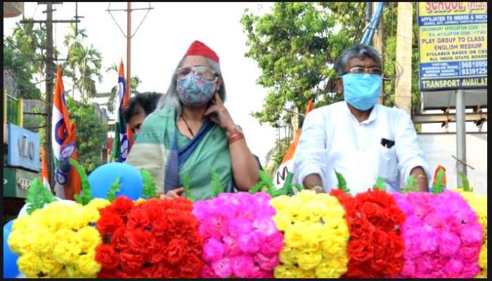 চুঁচুড়ায় তৃণমূল প্রার্থী অসিত মজুমদারের সমর্থনে Jaya-র রোড শো