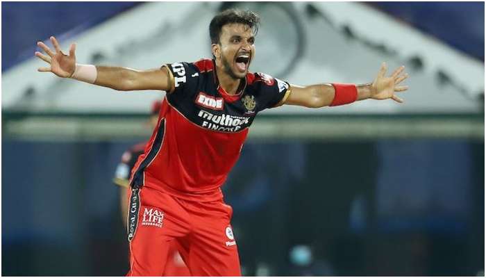  IPL 2021, MI vs RCB: মুম্বইয়ের বিরুদ্ধে ৫ উইকেট নিয়ে ইতিহাসে Harshal Patel