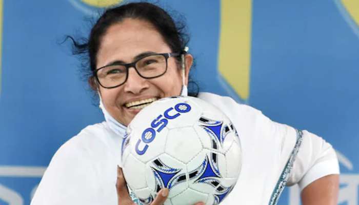 বুধবার তৃতীয়বার মুখ্যমন্ত্রী হিসেবে শপথ Mamata-র, কোভিড কাটলে ব্রিগেডে সেলিব্রেশন   