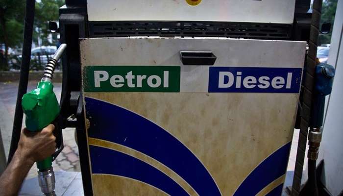 আজ ফের বাড়ল Petrol Diesel-র দাম, কলকাতায় কত? 