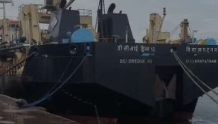 ইয়াস মোকাবিলায় কলকাতা বন্দর চেয়ারম্যানের সঙ্গে বৈঠক কেন্দ্রীয় মন্ত্রীর! তৈরি রেসপন্স টিম