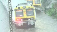 mumbai heavy rain waterlogging problem monsoon in maharashtra train service hit