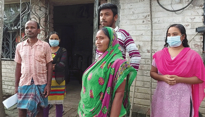 চাষের জমির উপর দিয়ে রাস্তা তৈরিতে বাধা, টানা এক বছর 'বয়কট' ডেবরার ৭ পরিবারকে