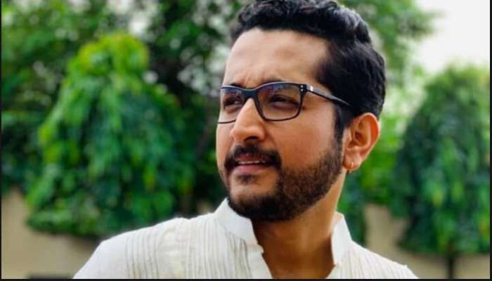 Delhi থেকে বিমানে একাকী ফেরার পথে মিলল খোলা চিঠি, মন ভরল Parambrata-র