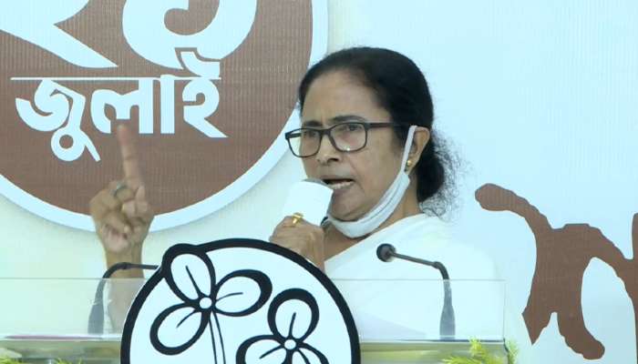 'ক্ষমতায় এলে দেশজুড়ে ফ্রি-তে রেশন, গুজরাট নয় বাংলাই মডেল', বললেন Mamata