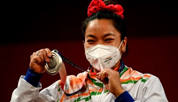 Tokyo Olympics 2020: ভারতকে ভারোত্তোলনে রুপো জিতিয়ে ইতিহাস লিখলেন Mirabai Chanu 