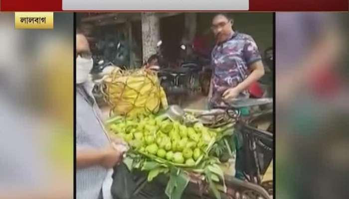 Guava seller from ASP, why did that police officer do that? Watch Video | Murshidabad | ZEE 24 Ghanta