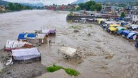 মেঘ ভাঙা বৃষ্টি, হরপা বানে বিপর্যস্ত Himachal,-J&K, উত্তর ভারতে জারি চরম সতর্কতা 
