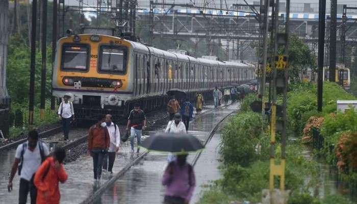 Mumbai Local Train: ১৫ অগস্টেই লোকাল ট্রেন চালু হয়ে যাচ্ছে মুম্বইয়ে