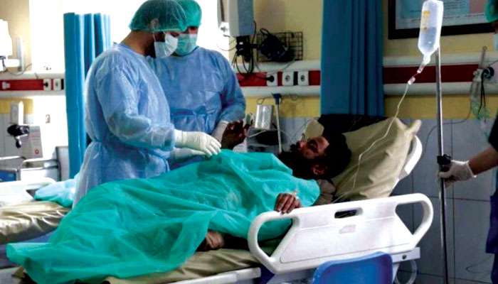 NMC: করোনা পরিস্থিতিতে কাজে লাগানোর পরামর্শ ৩ বছর শেষ করা এমডি-এমএস পড়ুয়াদের 